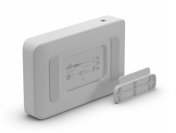 Ubiquiti USW-Lite-8-PoE UniFi Switch 8x GE, 4x PoE OUT 802.3af/at - Image 2