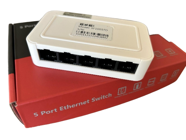 ExeLink SF1005TD switch 5 Ethernet Portova, plastično kućište - Image 3