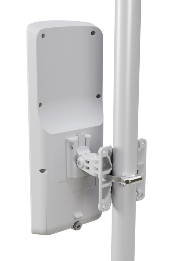 MikroTik L22UGS-5HaxD2HaxD-15S maNT ax 15s RouterOS L4 EU - Image 4