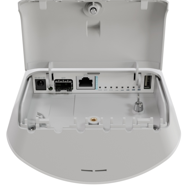 MikroTik L22UGS-5HaxD2HaxD-15S maNT ax 15s RouterOS L4 EU - Image 3
