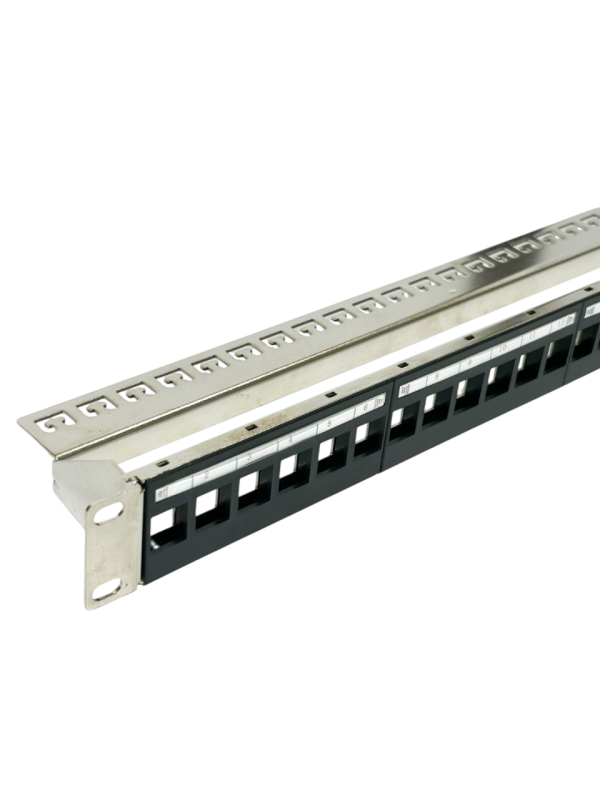 Patch Panel 24P 19 1U bez modula - Image 2