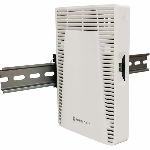 MikroTik switch CRS304-4XG-IN - Image 4